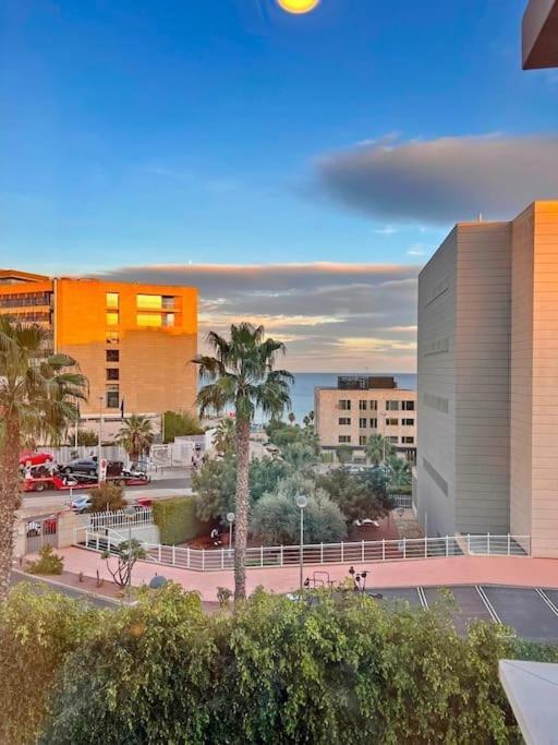 City Of Light Apartament Alicante Exteriör bild
